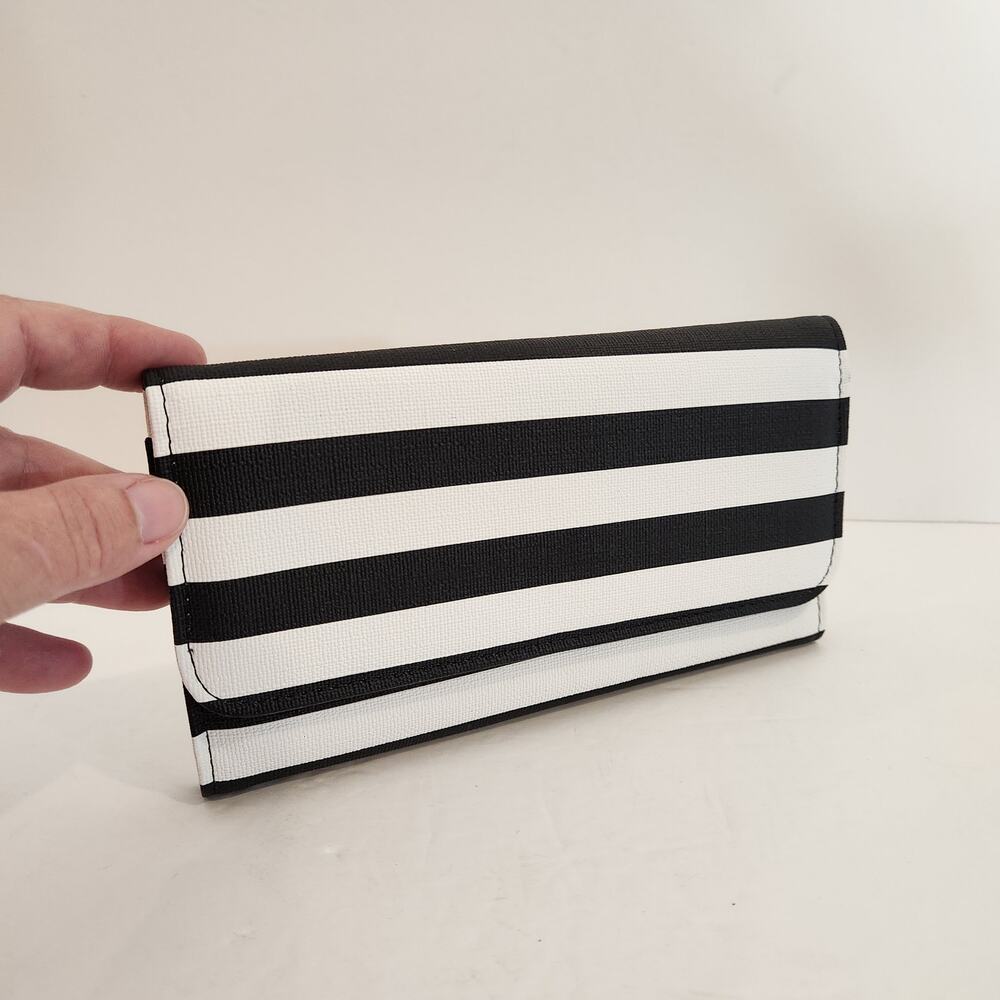 KUT FROM THE KLOTH Black White Stripe‎ Wallet Minimalist Classic Womens OS NEW